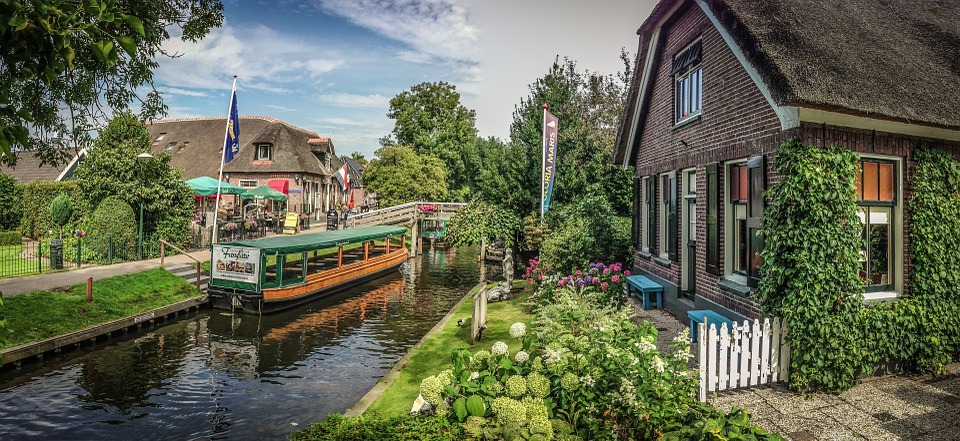 หมู่บ้านGiethoorn